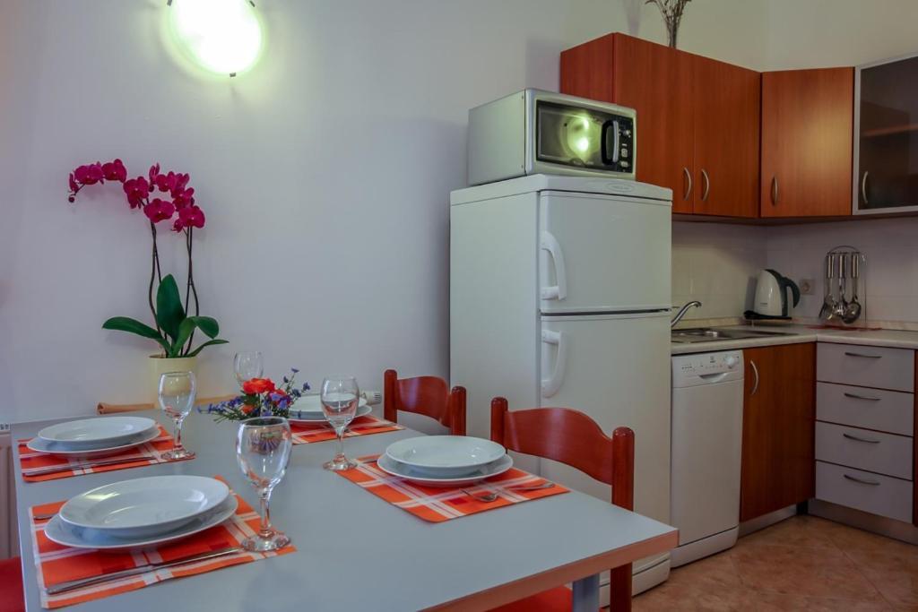 Family Friendly Apartments With A Swimming Pool Nevidjane, Pasman - 18054 Neviđane Exterior foto